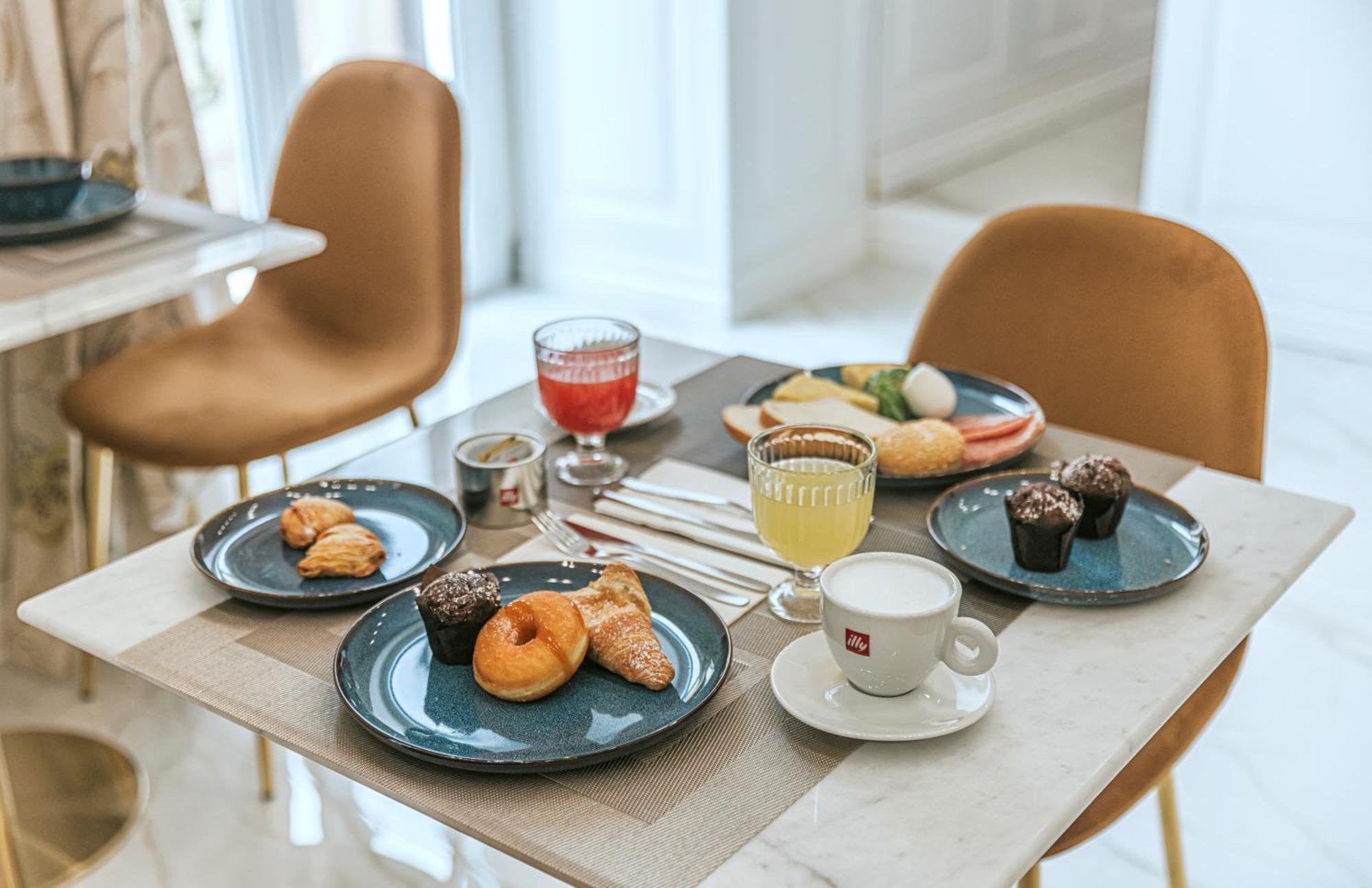 Gentile Suite & Spa Vomero Naples Luaran gambar
