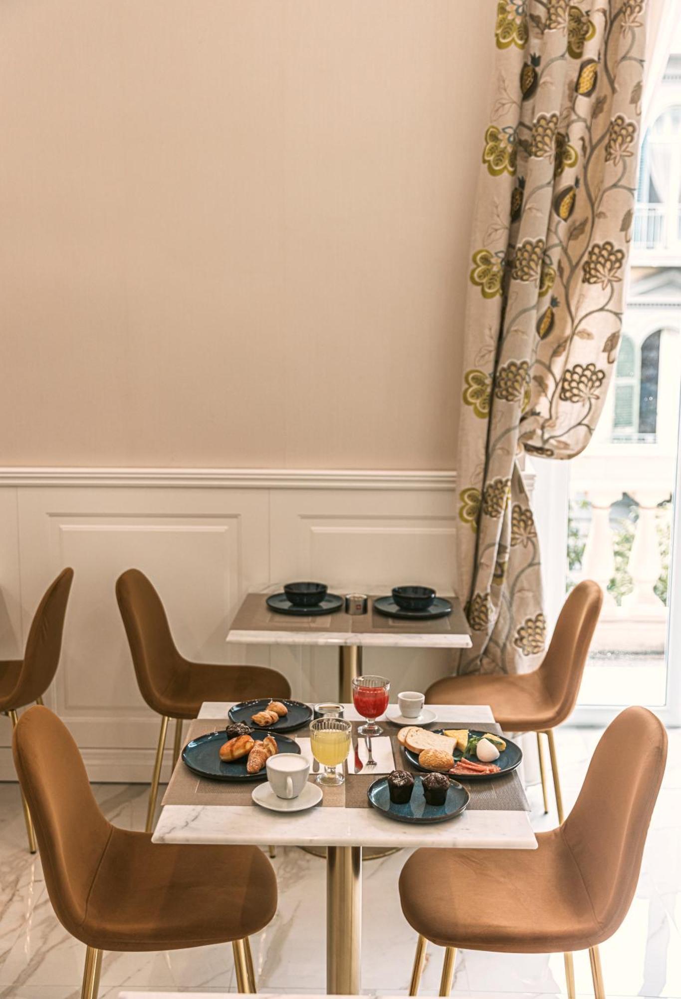 Gentile Suite & Spa Vomero Naples Luaran gambar
