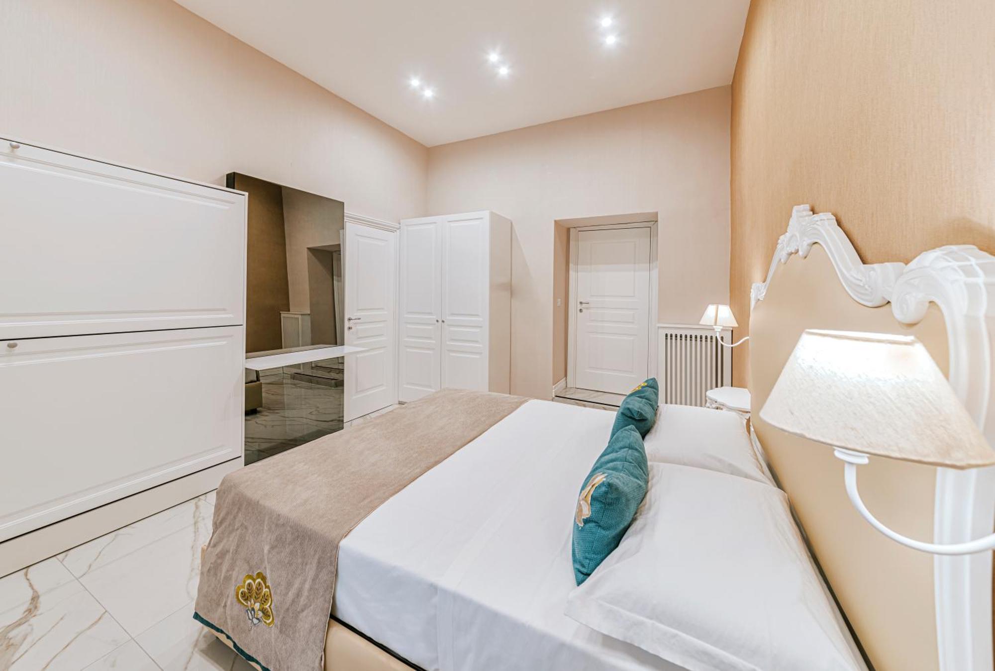 Gentile Suite & Spa Vomero Naples Luaran gambar