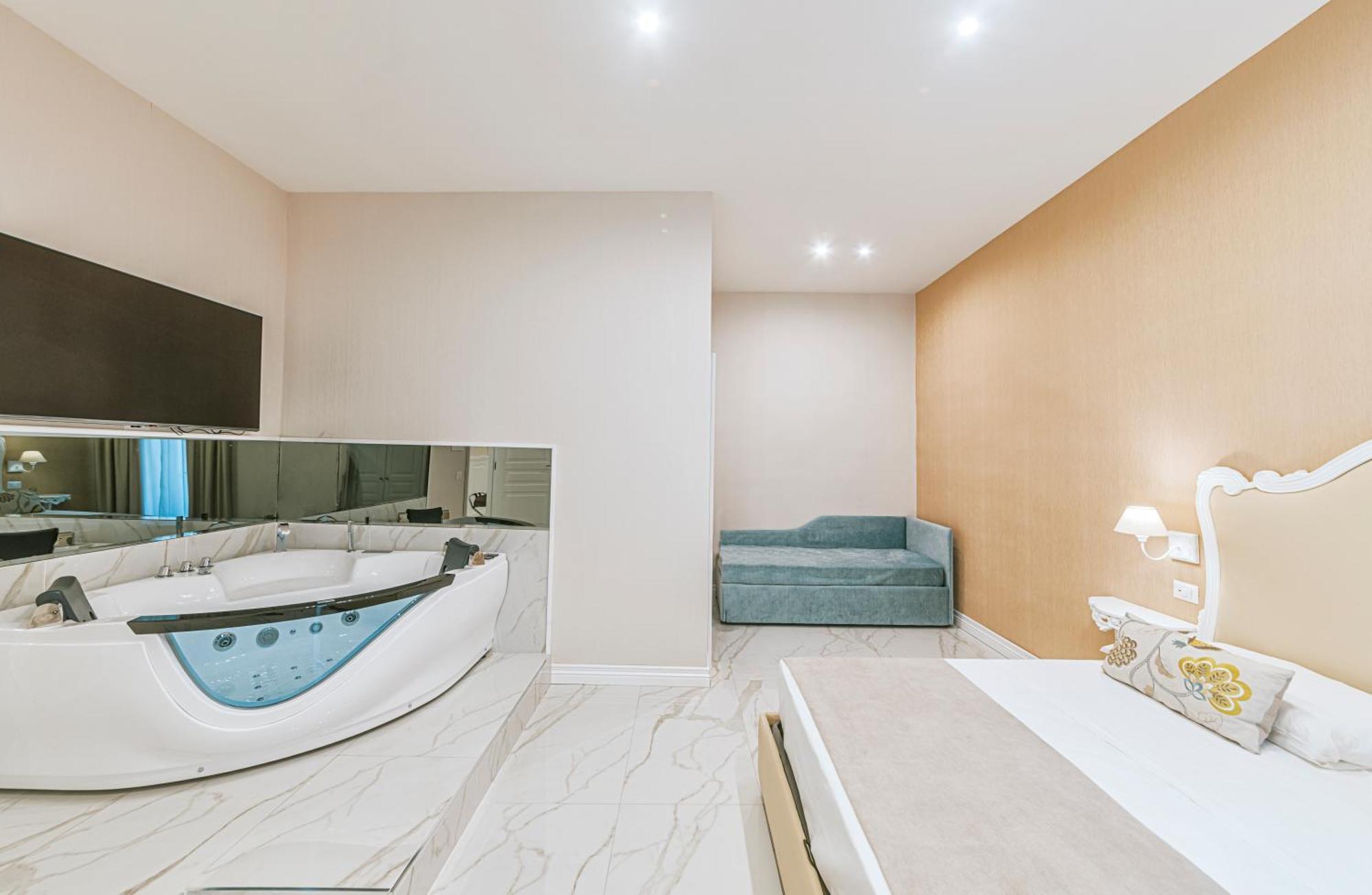 Gentile Suite & Spa Vomero Naples Luaran gambar