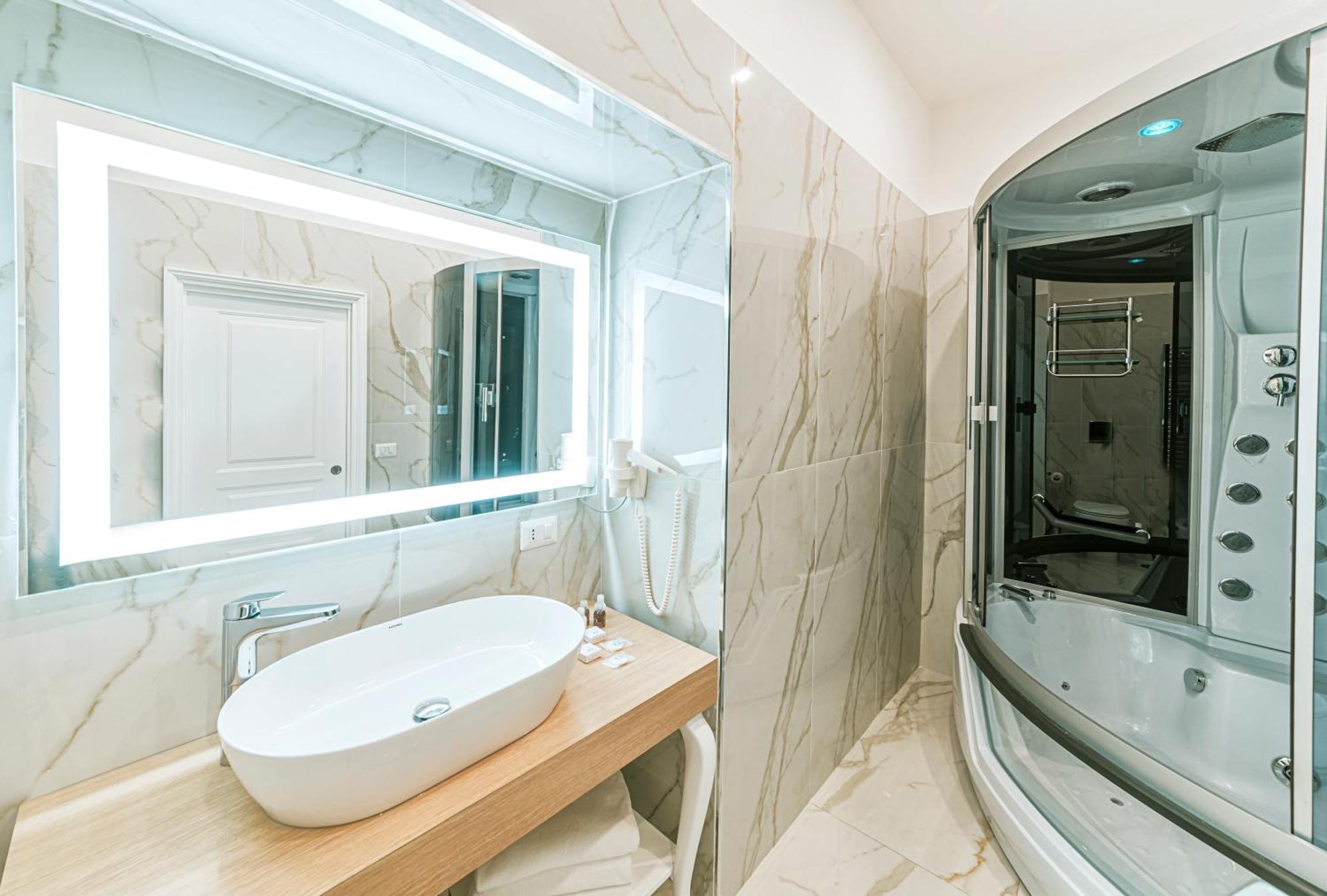 Gentile Suite & Spa Vomero Naples Luaran gambar
