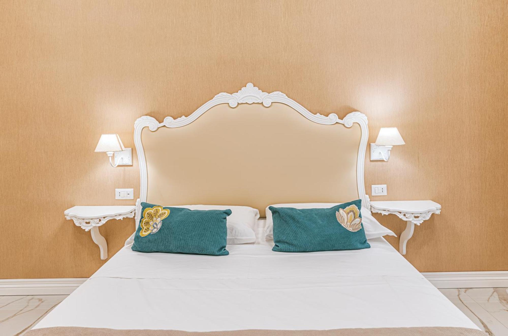 Gentile Suite & Spa Vomero Naples Luaran gambar